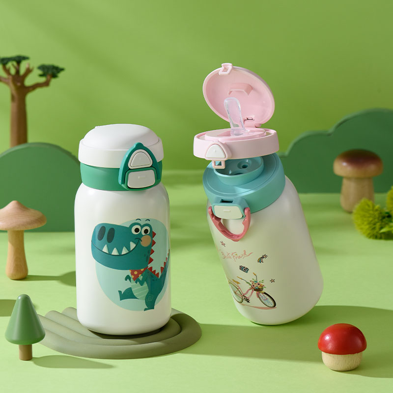 Tessan 18 盎司无 BPA 儿童隔热不锈钢水瓶 